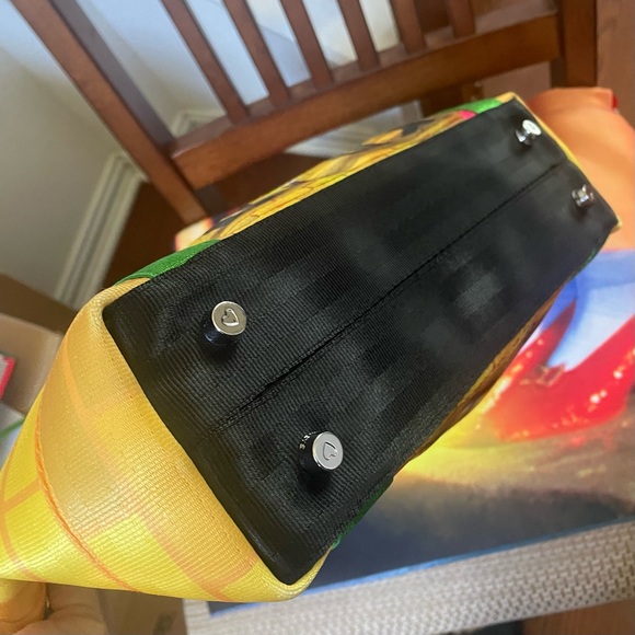 Harveys Wizard of Oz poster tote - Picture 3 of 4